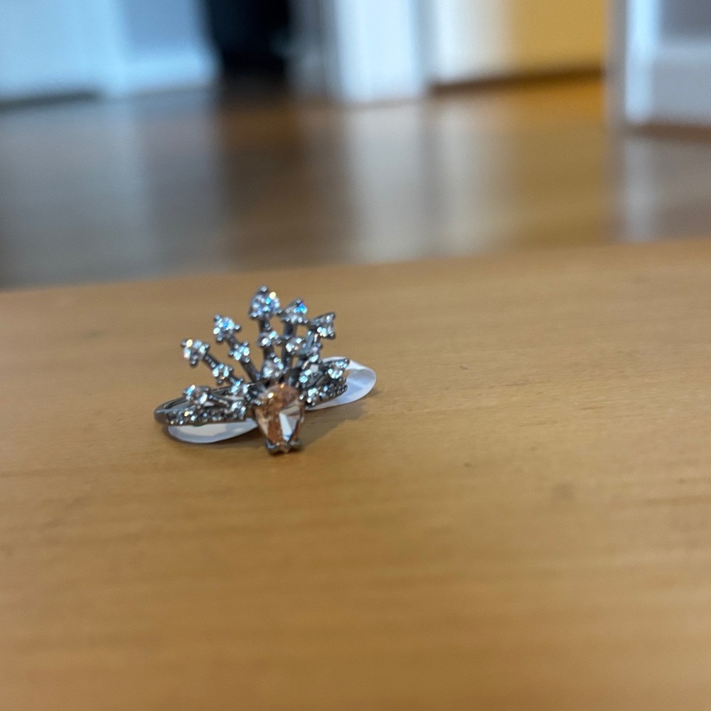 Elegant Silver and Gold Women's Ring - Bomb Party Ring NEW